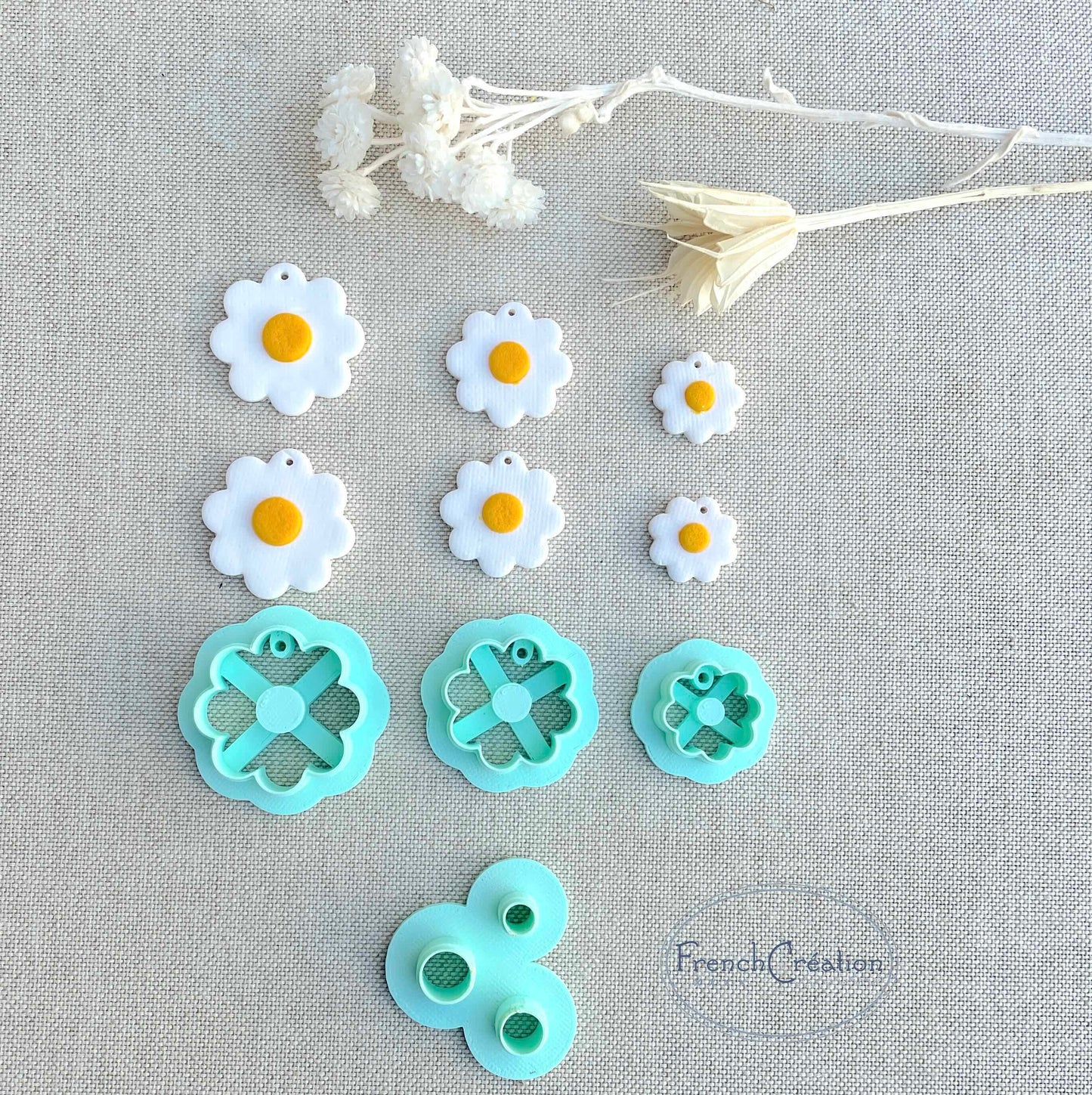 Lot de 4 Emporte-pièces "Fleurs Marguerites", pour argile polymère,  Clay cutter, Coupeur d'argile polymere